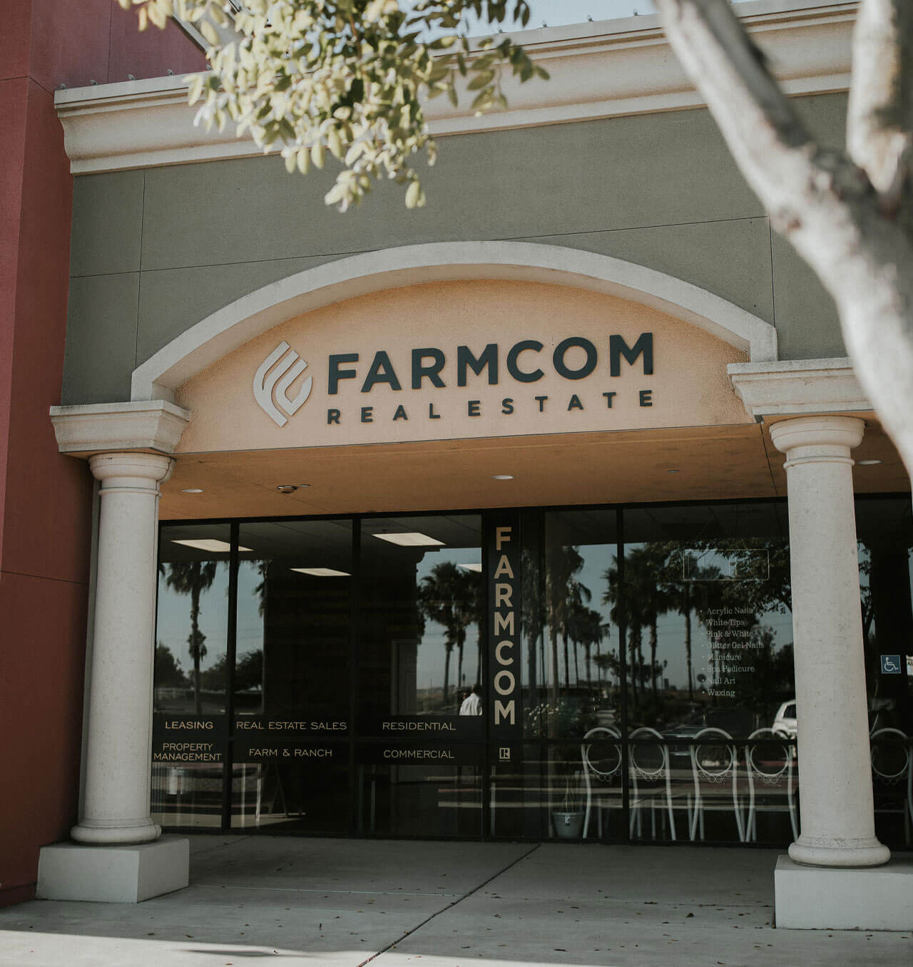 Farcom Chowchilla - Contact Us